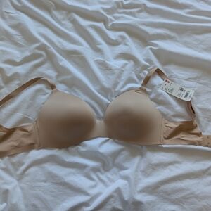 Seamless Nude Bra